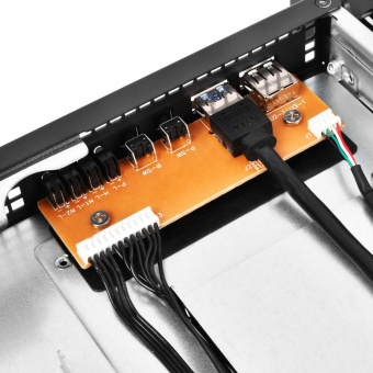 Корпус Silverstone SST-RM21-308